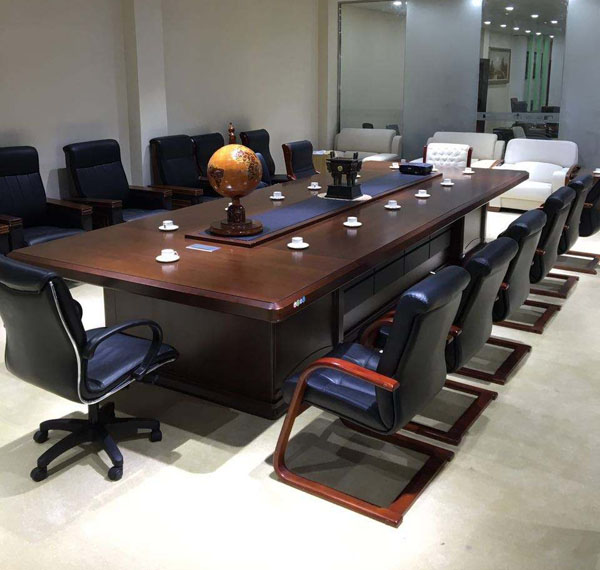 不同材質(zhì)與種類的辦公家具如何養(yǎng)護？