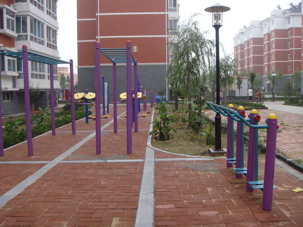 泰安市六中籃球場(chǎng) 